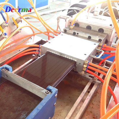 Double Screw WPC Decking Machine 180kg/hr - 250kg/hr WPC Profile Making Machine