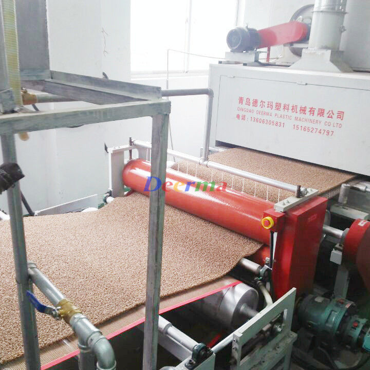 High Productivity PVC Mat Making Machine Single Screw Plastic Mat Making Machine 380V - 440V